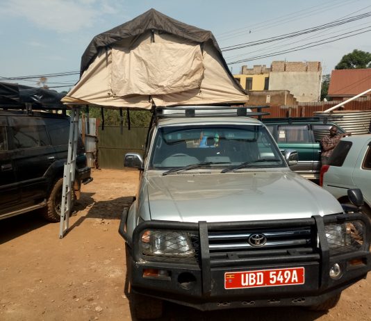 4x4 Rooftop Tent Car